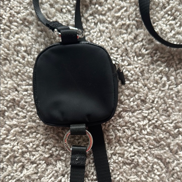 lululemon athletica Dual Black Crossbody Set - Picture 5 of 7